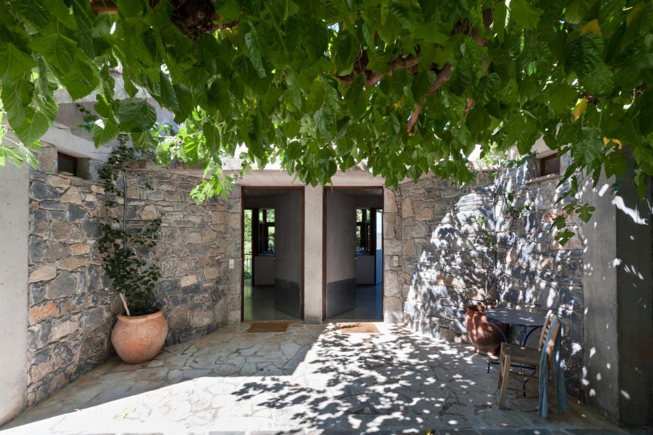 Studios Kyparissi&Spa Tirós Esterno foto