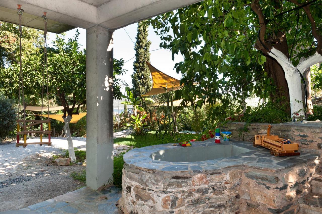 Studios Kyparissi&Spa Tirós Esterno foto